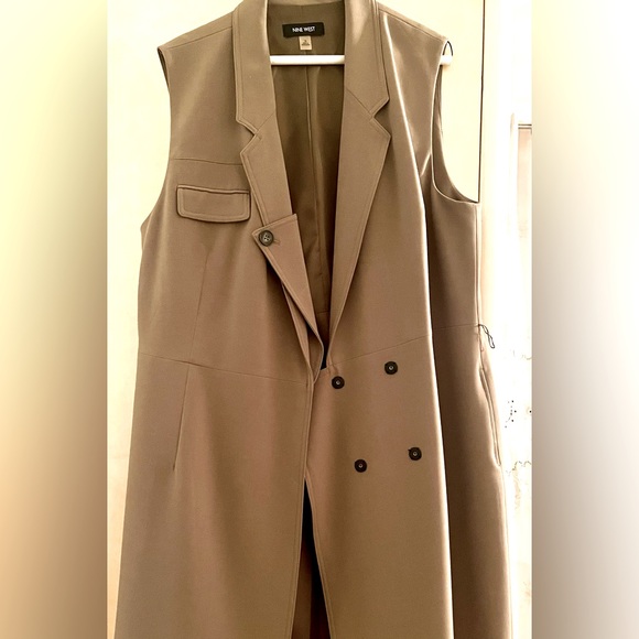 NINE WEST NWOT Women’s Tie-Waist Notch-Collar Outerwear Vest - Picture 4 of 4